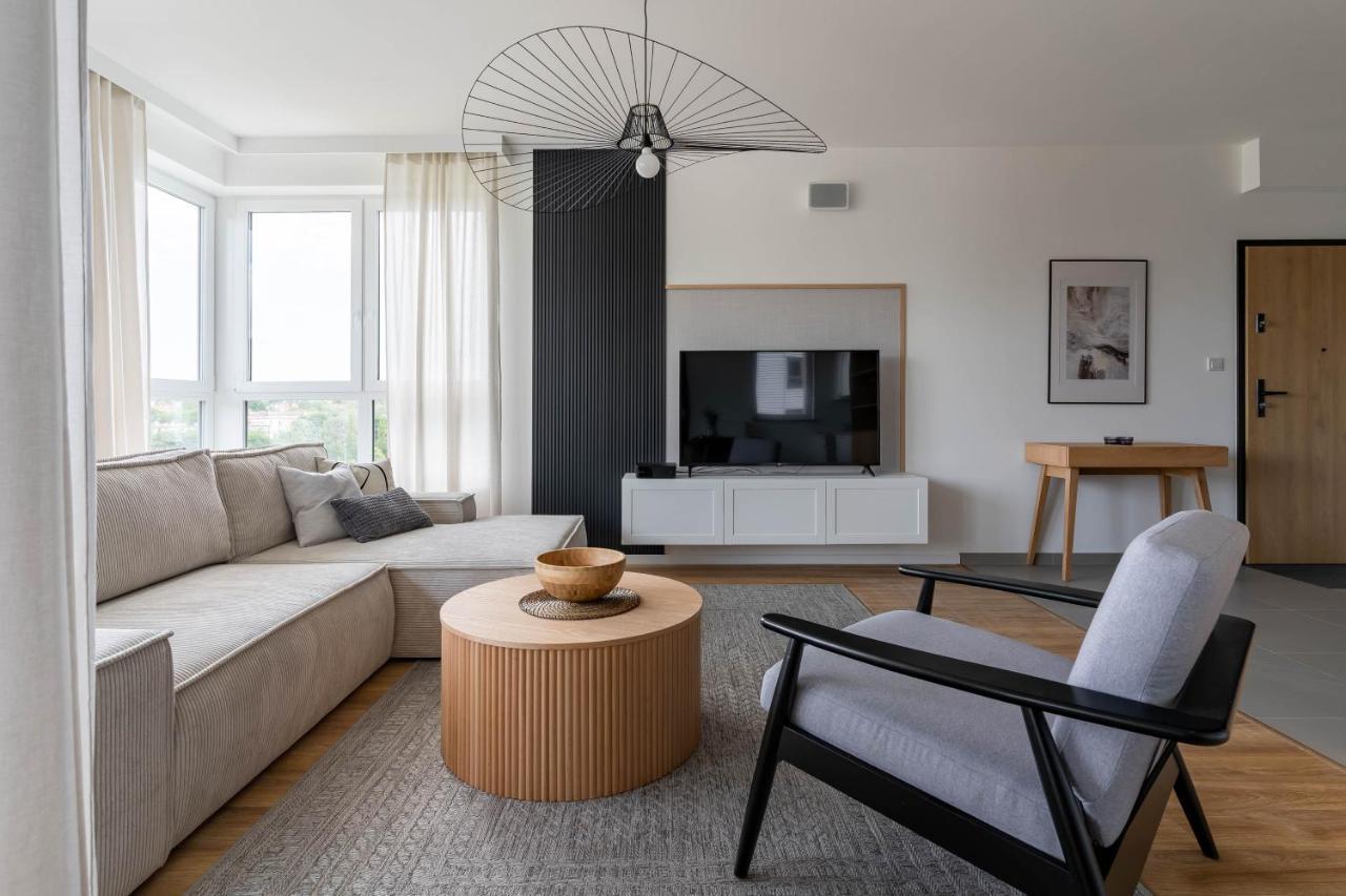 Symphony Modern Tower *